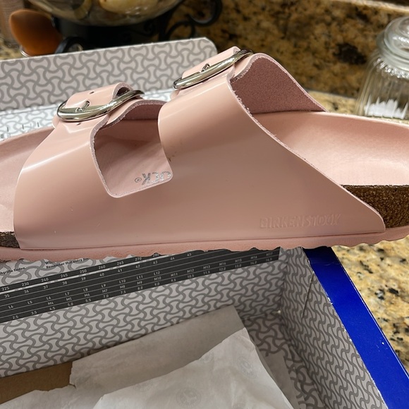 Birkenstock Pink Sandals with Adjustable Straps - Picture 9 of 11